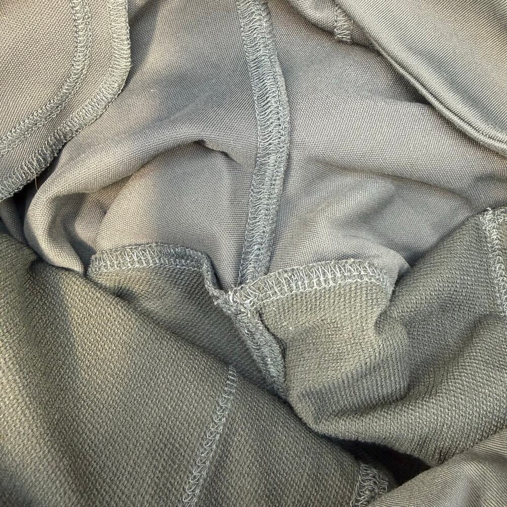 EUC Athleta Headlands Hybrid High Rise Cargo Leggings Women's 4 Olive Green EUC - Picture 9 of 15
